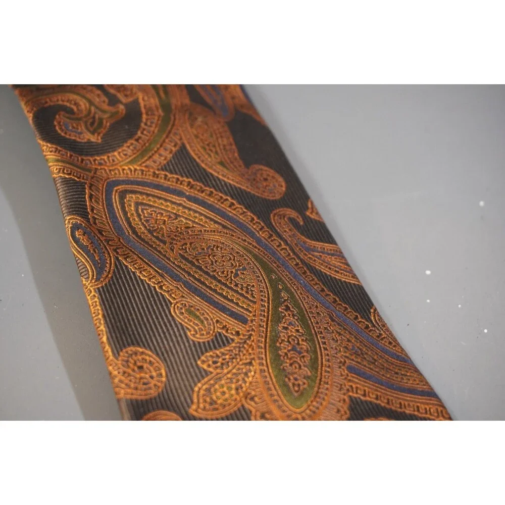 Banana Republic Men Tie 100% Silk Paisley Rust Orange Brown Copper Made in Italy